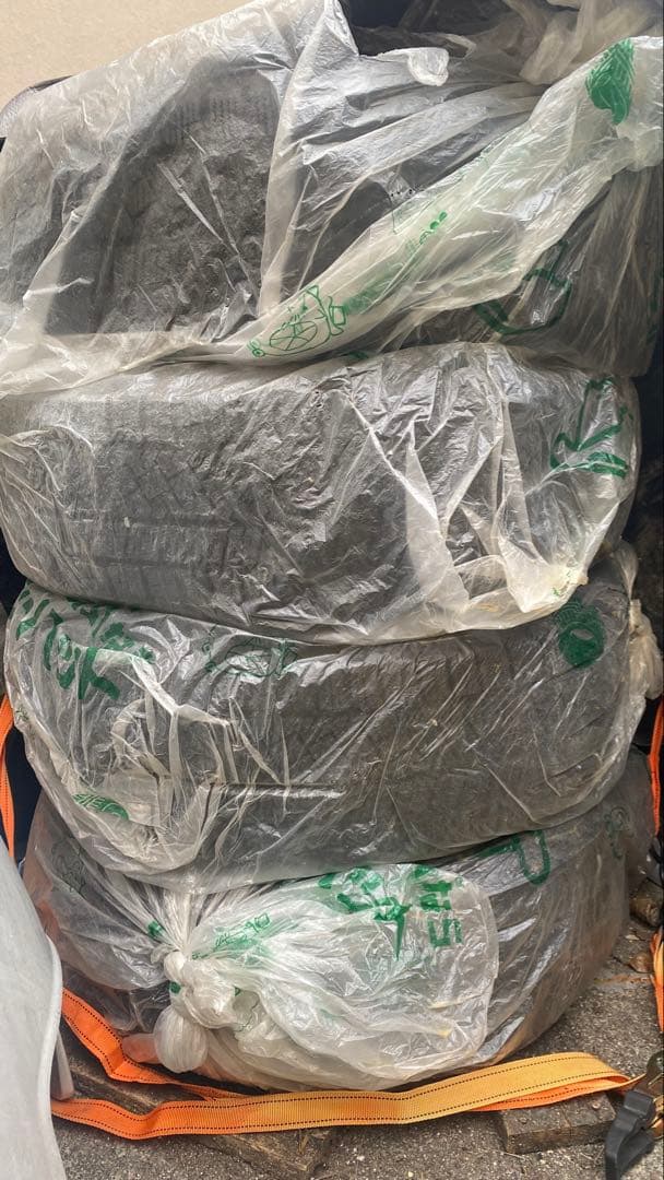 専用@スタッドレスタイヤ　4本　firelli 185 60 15インチ