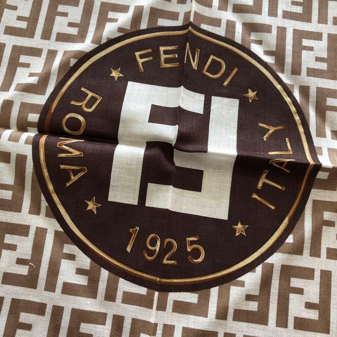 未使用　FENDI ハンカチ2枚セット　ズッカ　総柄　フェンディ