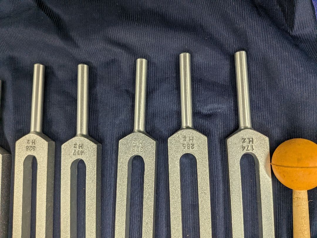 ソルフェジオ10本音叉セット SACRED SOLFEGGIO 専用ケース付