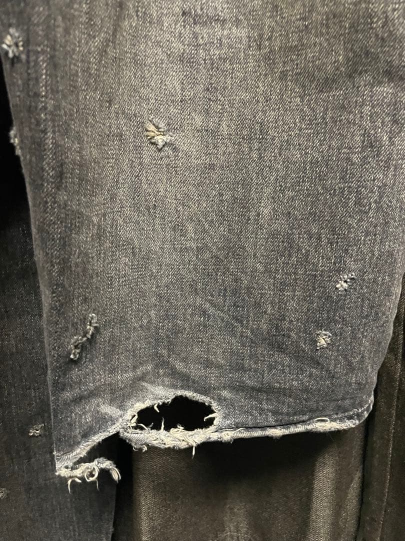 進藤大輝TSY RIPPED WIDE STRAIGHT BLACK