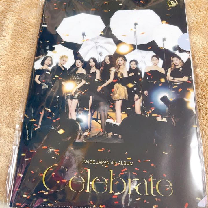 TWICE celebrate クリアファイル