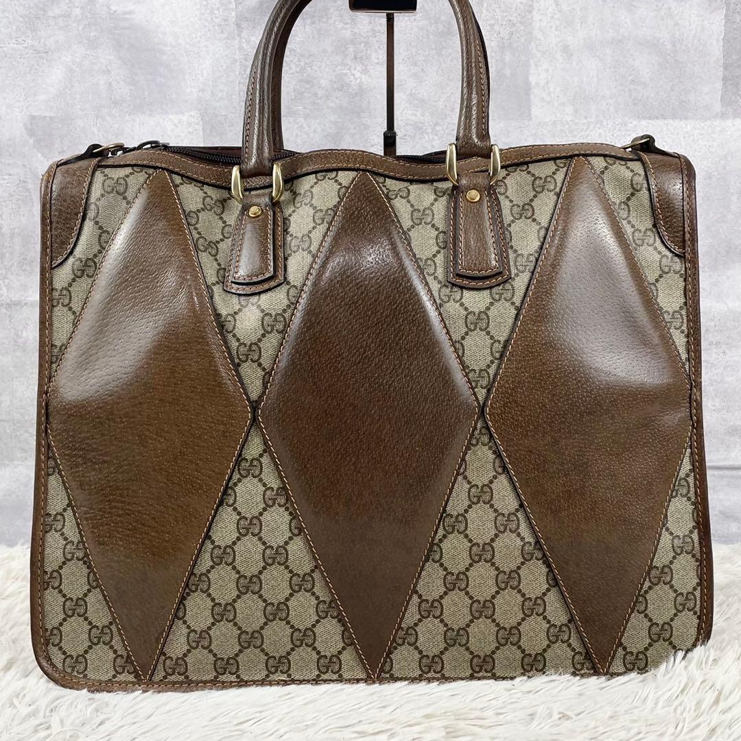 美品 グッチ PVC 2WAY ショルダーバッグ GG柄 ロゴ型押し ブラウン