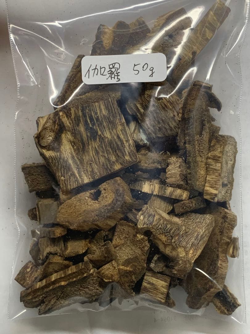 天然沈香 聞香用 香木 沈香粉 伽羅 (重さ:50g)