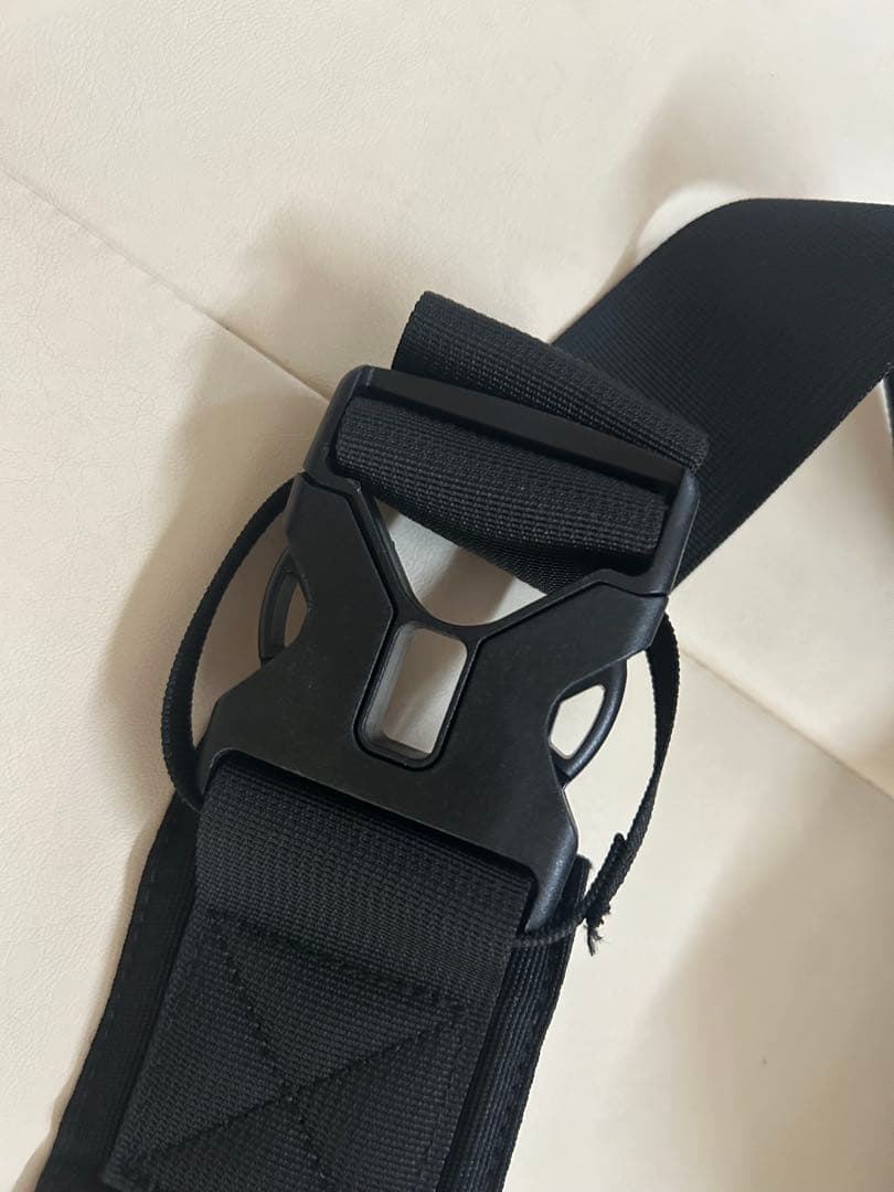 hug育バッグ　DDicho 抱っこもできるショルダーバッグ