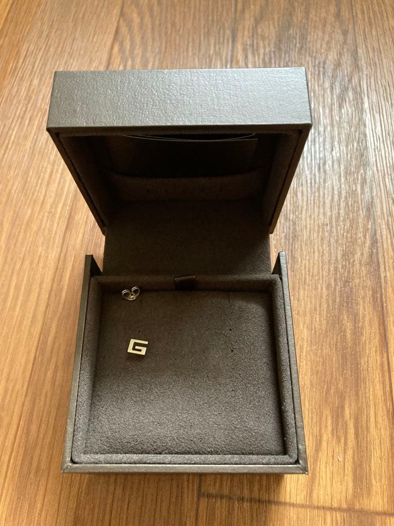 グッチ　ピアス