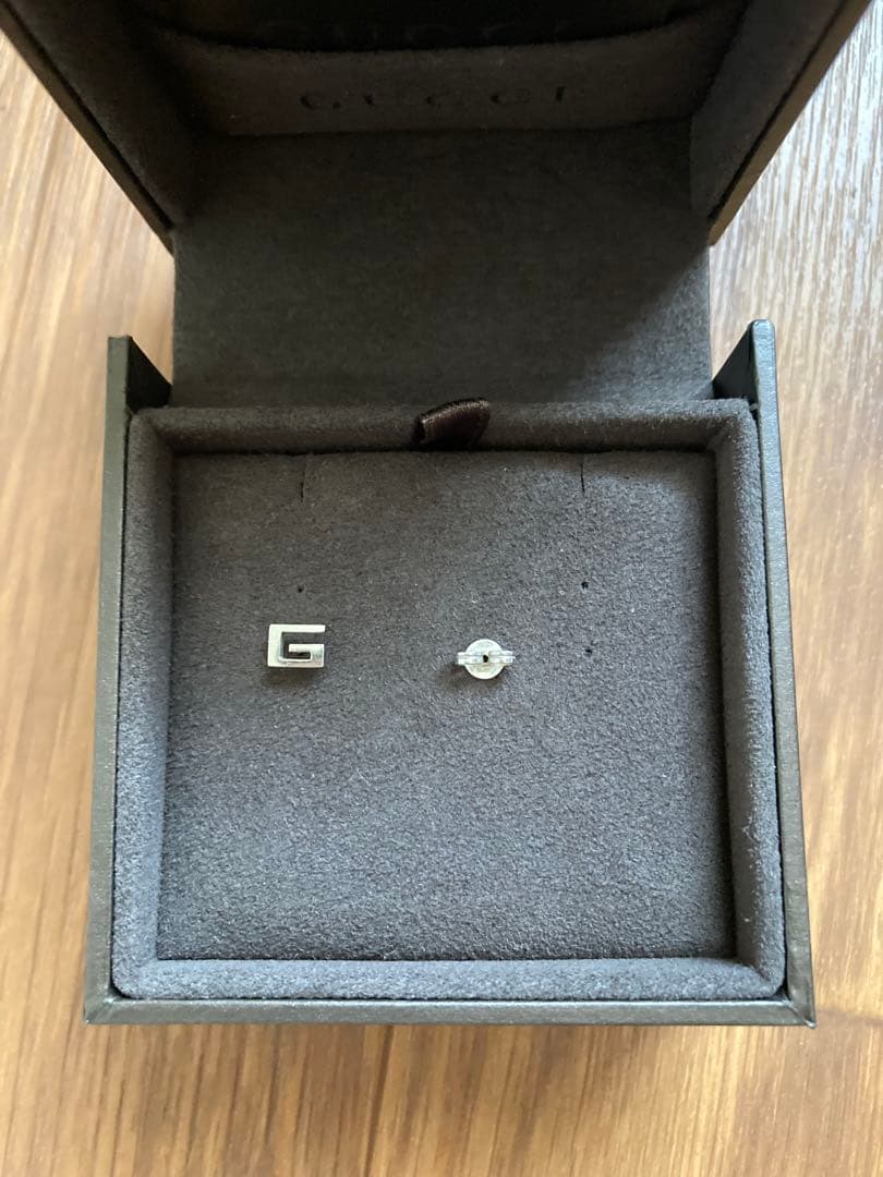グッチ　ピアス