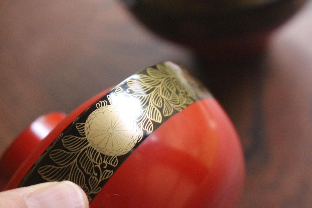 時代逸品！上質朱漆に極上菊桐唐草蒔絵の映えるお椀2点（検輪島塗京塗高台寺蒔絵