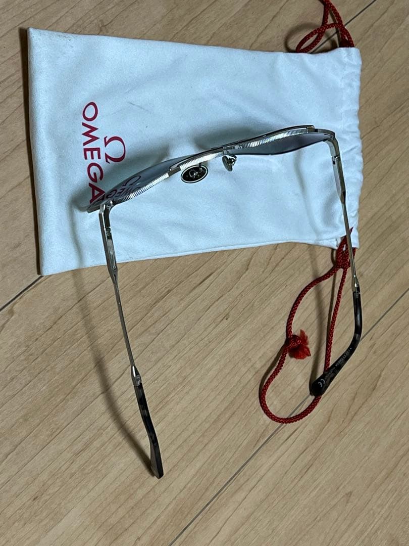 オメガ　サングラス