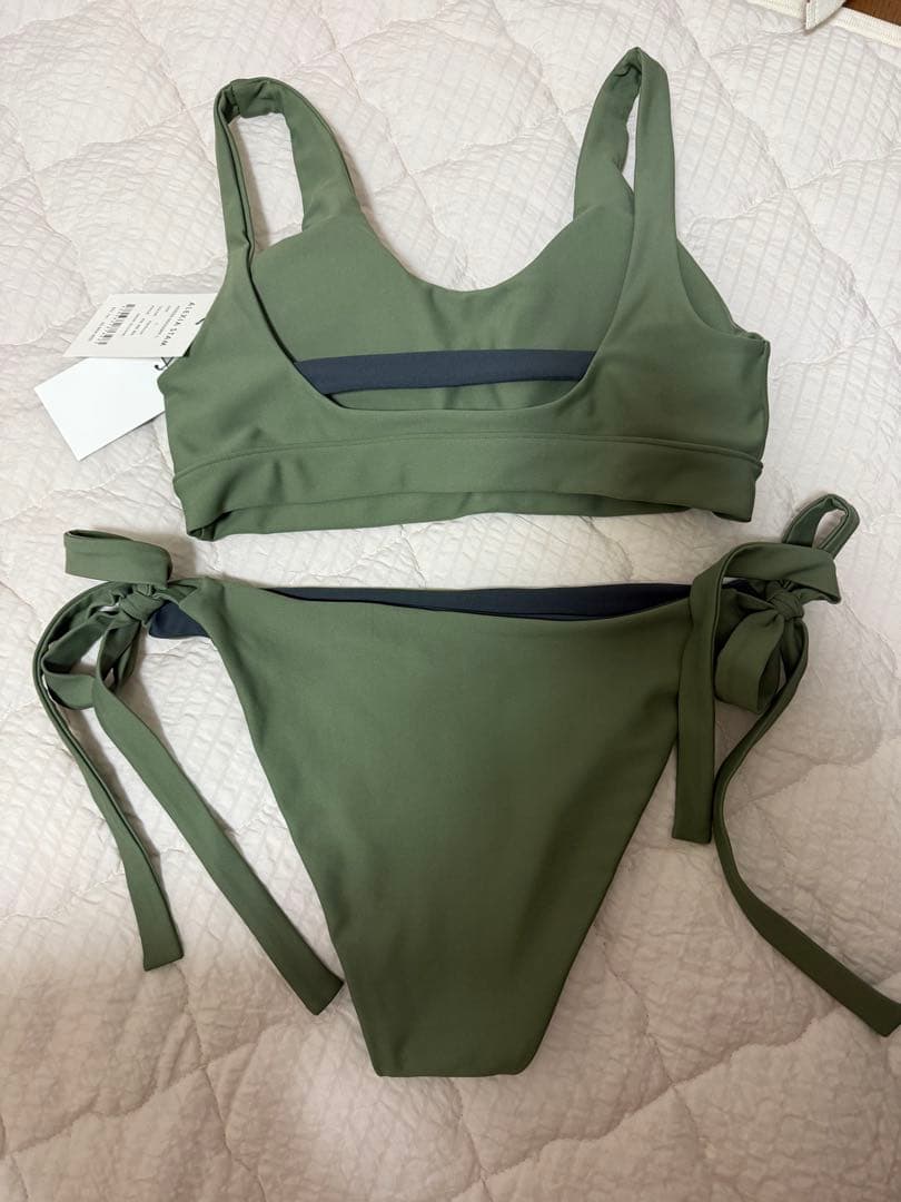 13日までMIYU IKEDA x ALEXIA STAM みちょぱコラボ水着