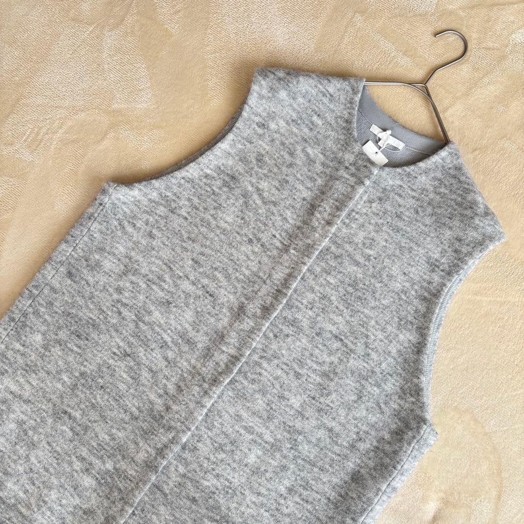 新品タグ付✨　自由区　大きいサイズ44　モヘアニットジレ　ライトグレー　完売品