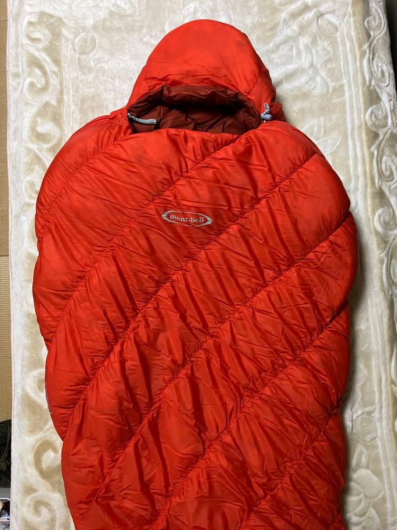モンベル　ダウンハガー　800 #１　専用ストリージバッグ付き