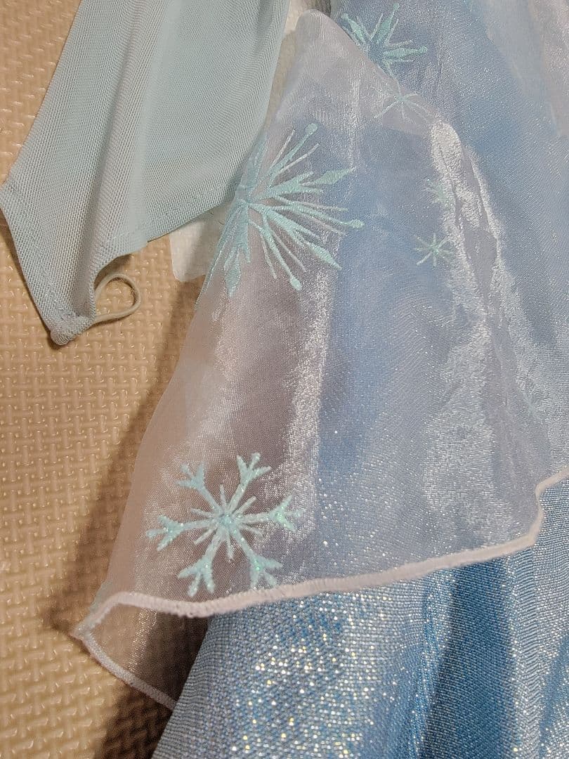 ビビディバビディブティック　ディズニーアナと雪の女王エルサドレス 雪の結晶ピン