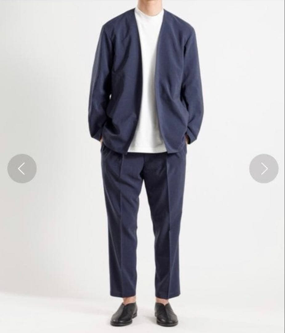 アダムエロペ ノーカラージャケット＆イージーパンツ セットアップ ネイビー系 M