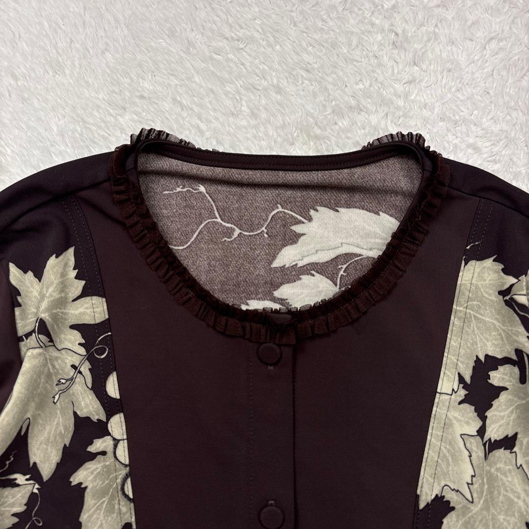 トクコプルミエヴォル　前開きチュニック　ブラウン　ワインボトル　葡萄　ブラウン