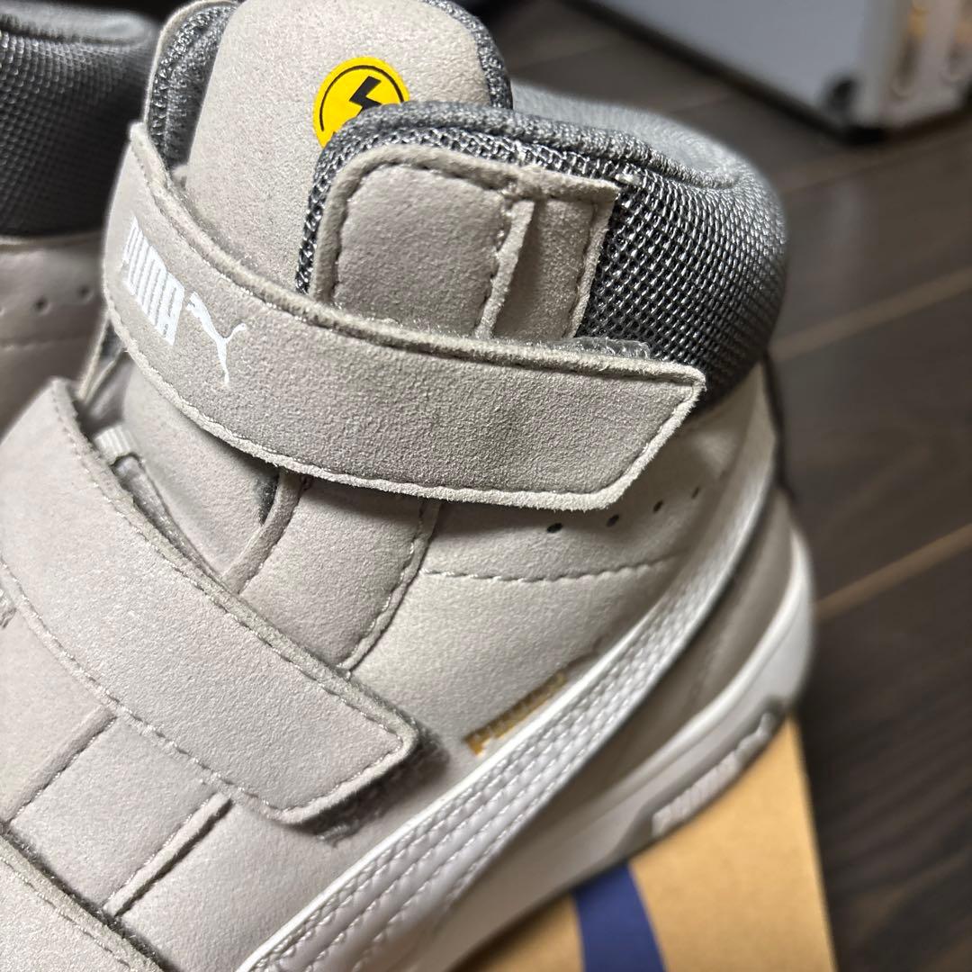 PUMA ベルト付きスニーカー グレー 安全靴