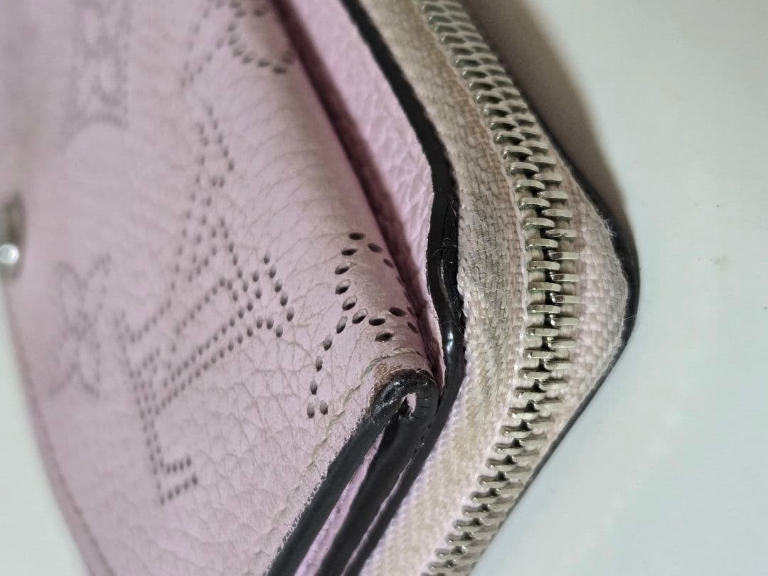 限定色 ルイヴィトン ポルトカルト レクトヴェルソ マヒナ カードケース