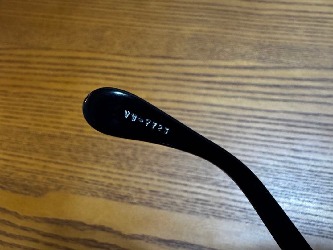 Vivienne Westwood オーバルサングラス　ラルクhydeモデル