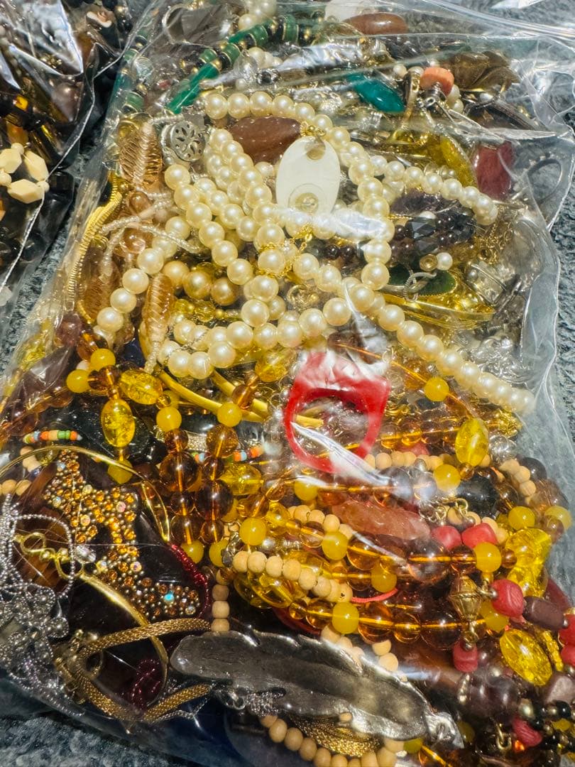 t*p様 遺品整理品　アクセサリーまとめ売り