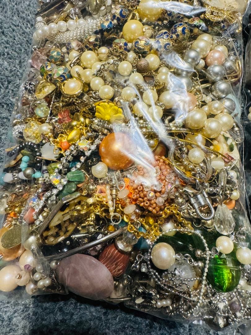 t*p様 遺品整理品　アクセサリーまとめ売り