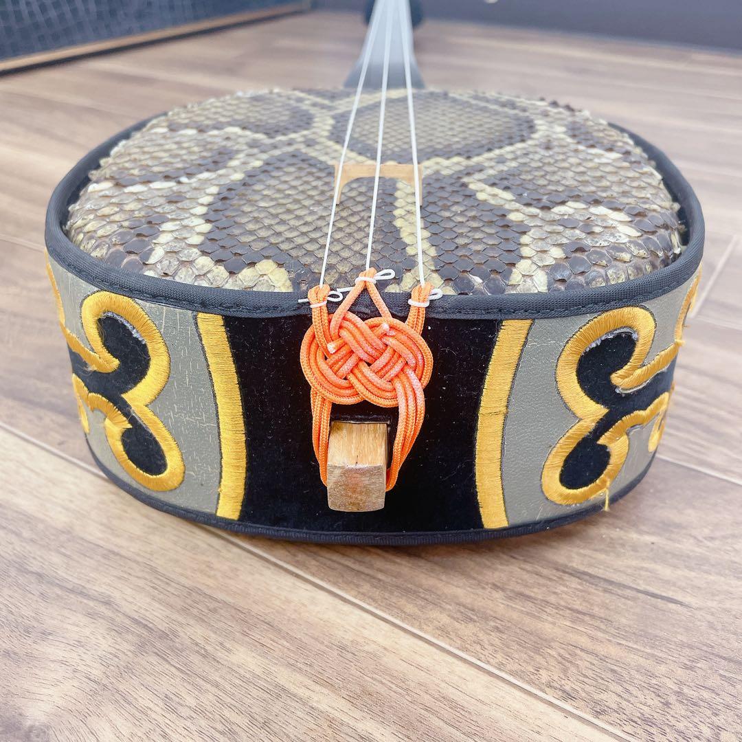 沖縄 三線 へび皮 ケース付き 撥 沖縄 民謡