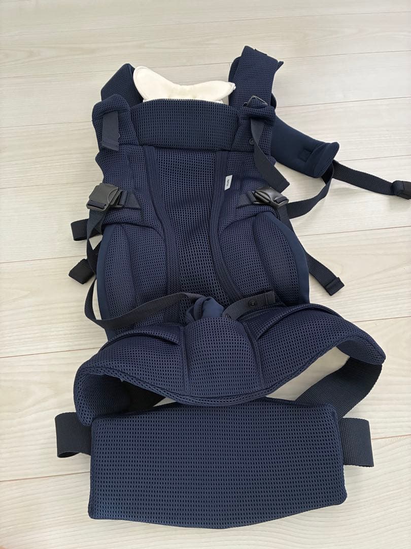 ★未使用保管品★ Aprica ラクリス 抱っこ紐 ブラック★ネイビー★現状品