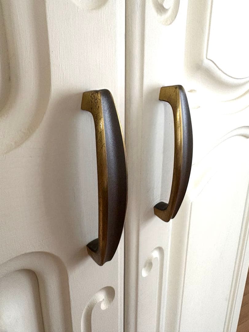 s*s様 【リメイク家具】洋風 婚礼タンス 姿見付き オフホワイト ミルクペイン