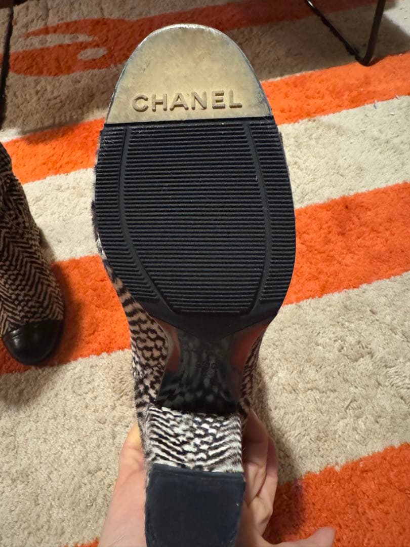 合馬公式アカウント1 　　CHANEL ロングブーツ