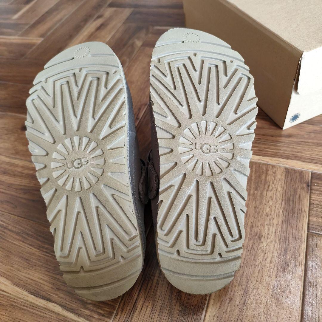 アグ UGG ゴールデンスター クロッグ 24センチ　スモークプルーム