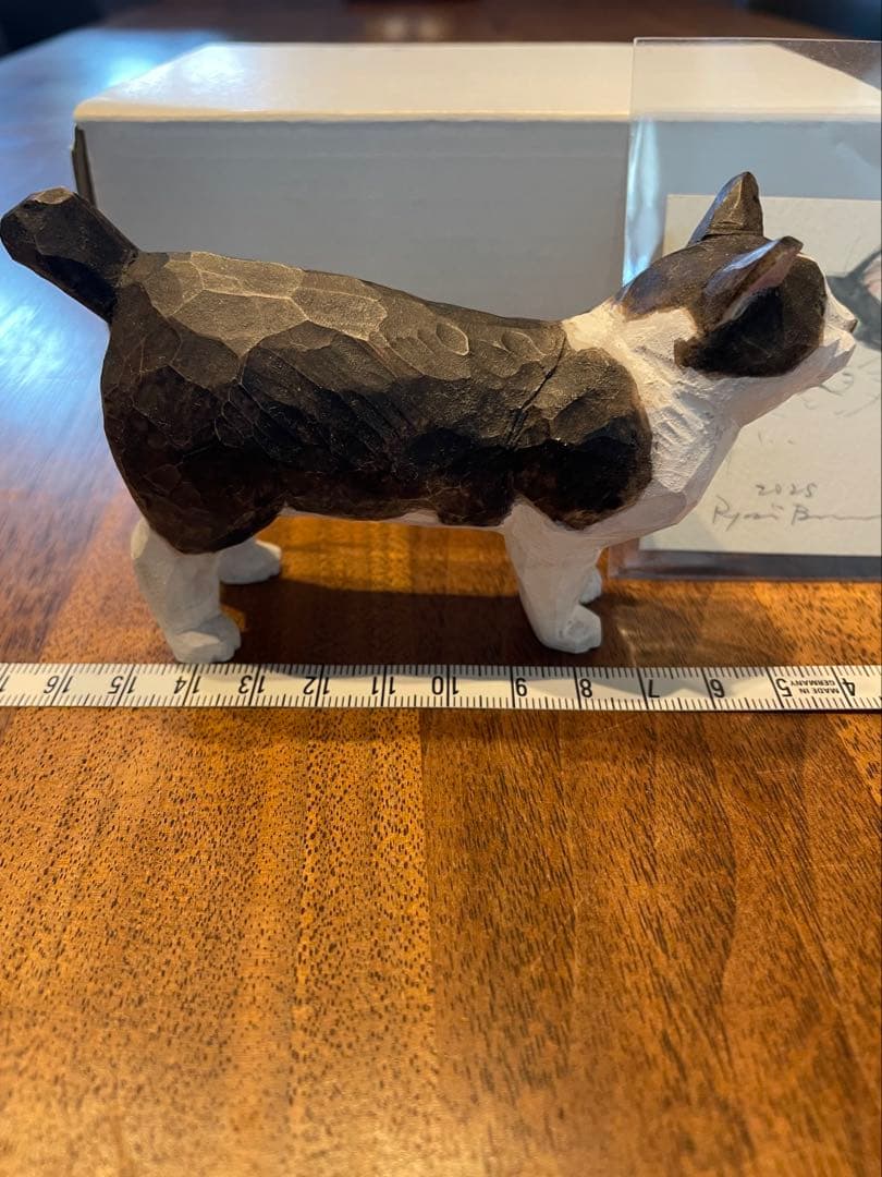 バンナイリョウジ　木彫猫　ブチ