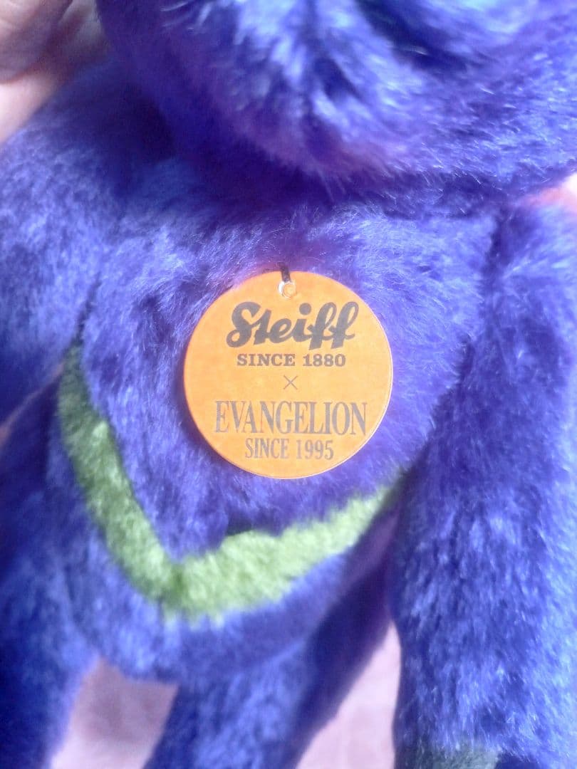 初回生産分「Steiff エヴァンゲリオン テディベア」特製スリーブ付き