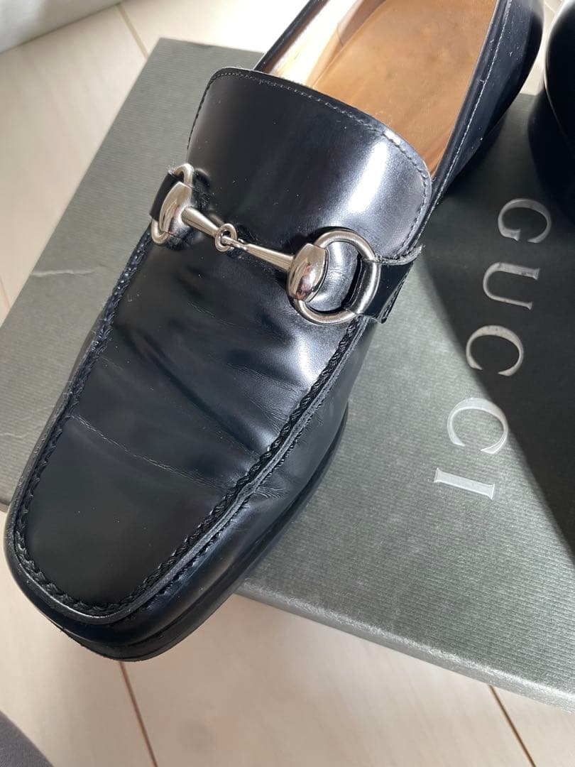 S*i様 GUCCI ブラックレザー ローファー