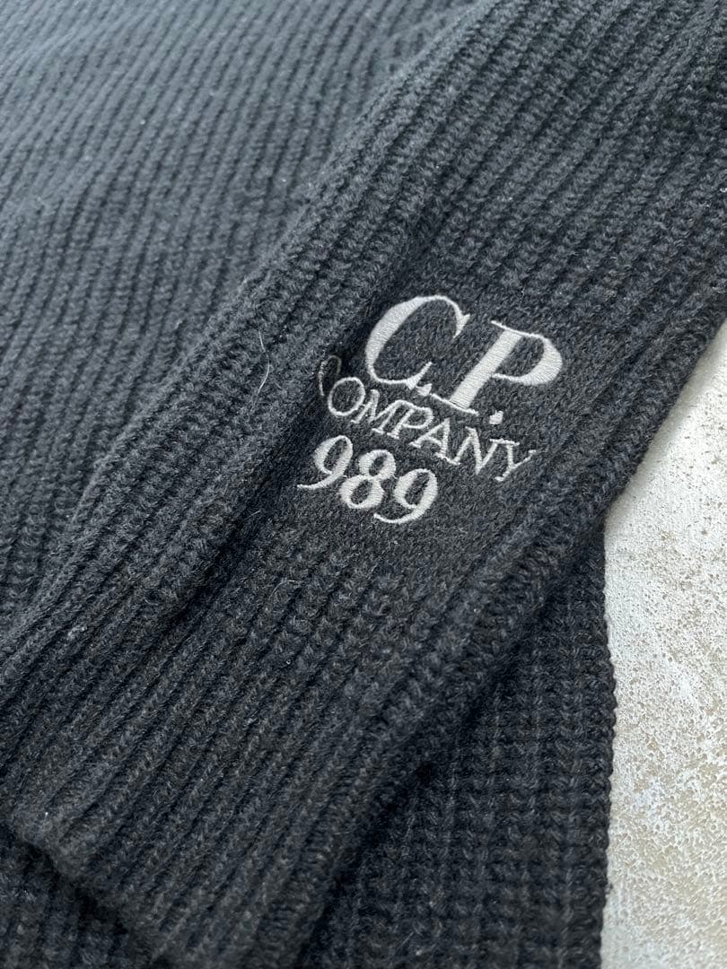 C.P. COMPANY ラムウールクルーネックニット