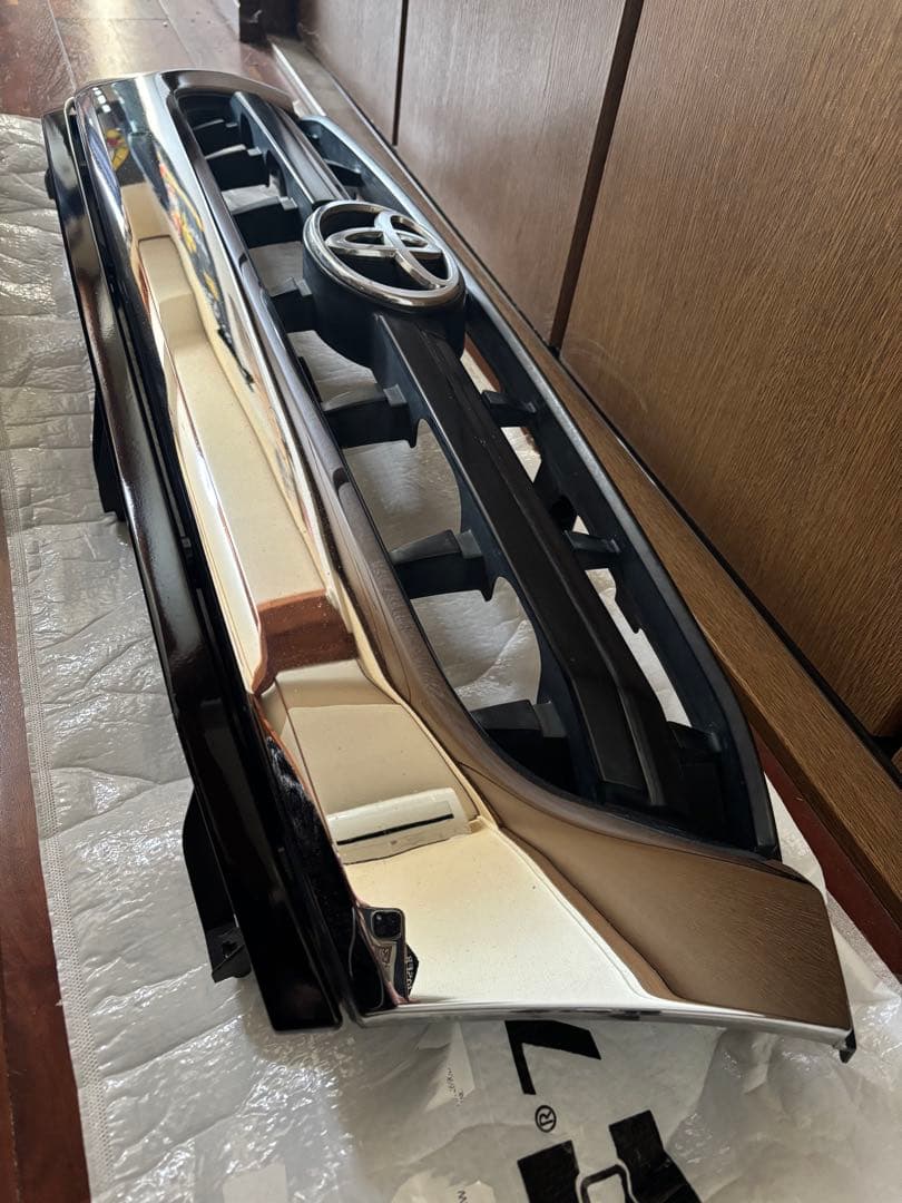 ハイラックス スポーツピックアップ ニューハイ rzn152 純正 グリル