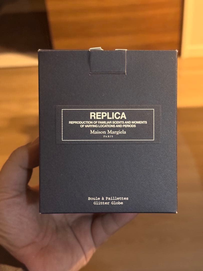 メゾンマルジェラ スノードーム グリッター グローブ ホリデー 限定 ノベルティ