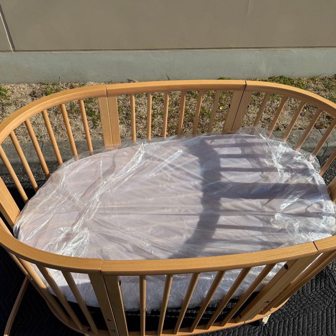 ② ストッケ スリーピー ベビーベッド 木製 ナチュラル V2