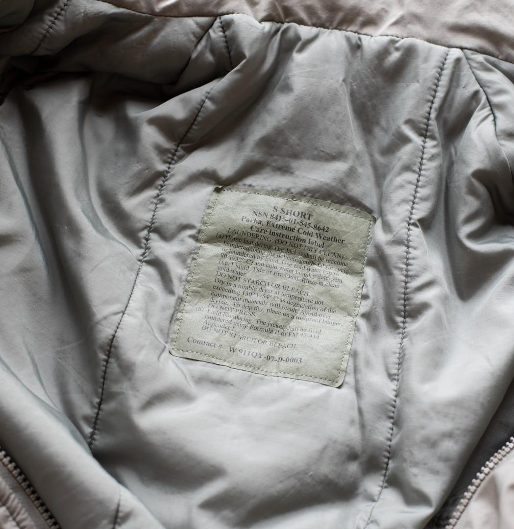 ECWCS LEVEL7 S - SHORT 米軍 実物 wildthings