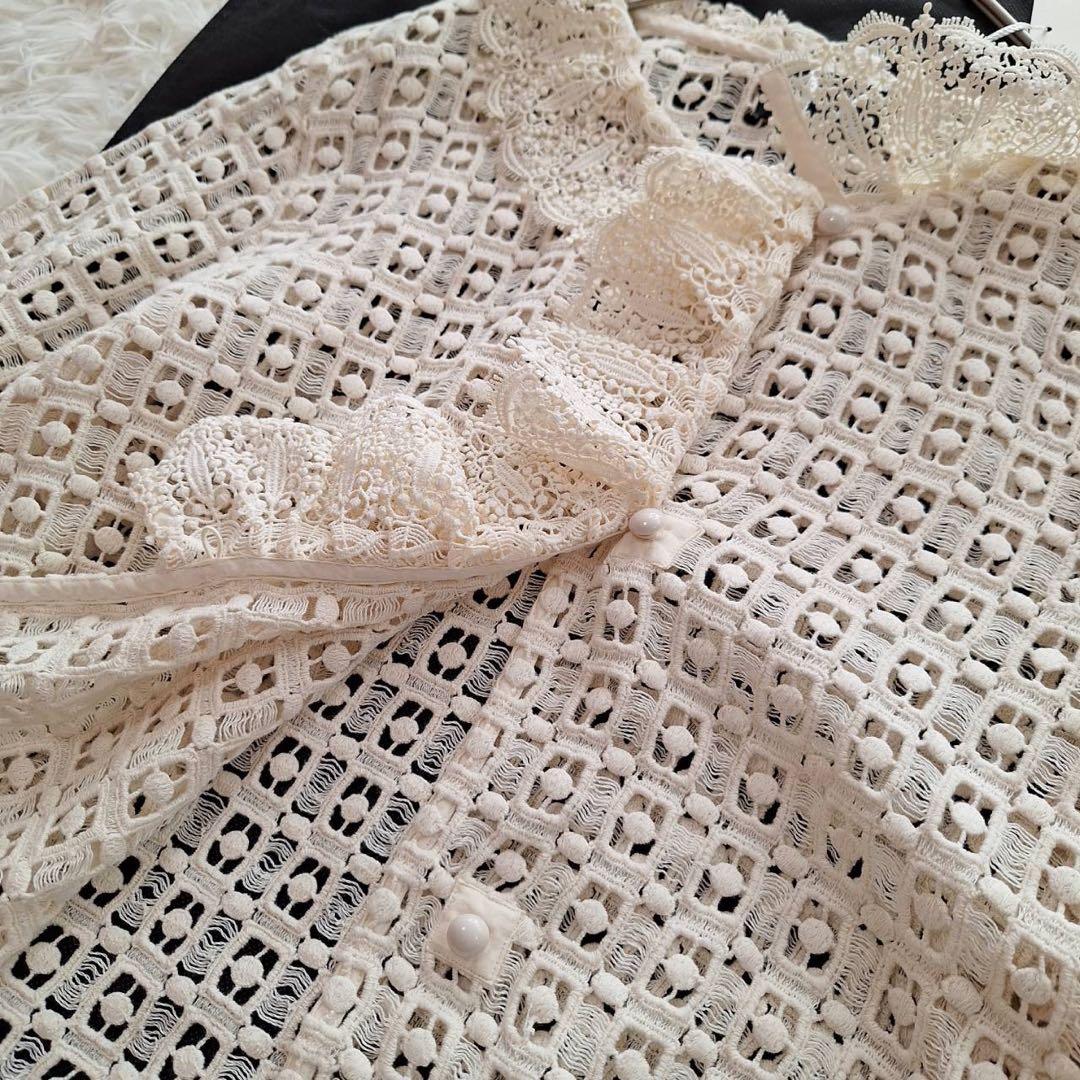 新品タグ付✨ヌキテパ×トゥモローランド クロシェフリルカラー ブラウス