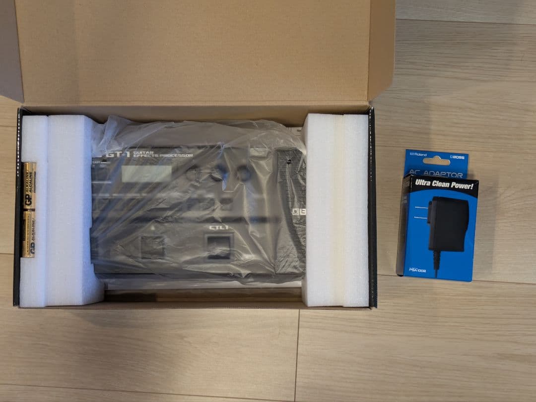 【美品】BOSS GT-1 ギターエフェクター 別売り純正 AC アダプター付き