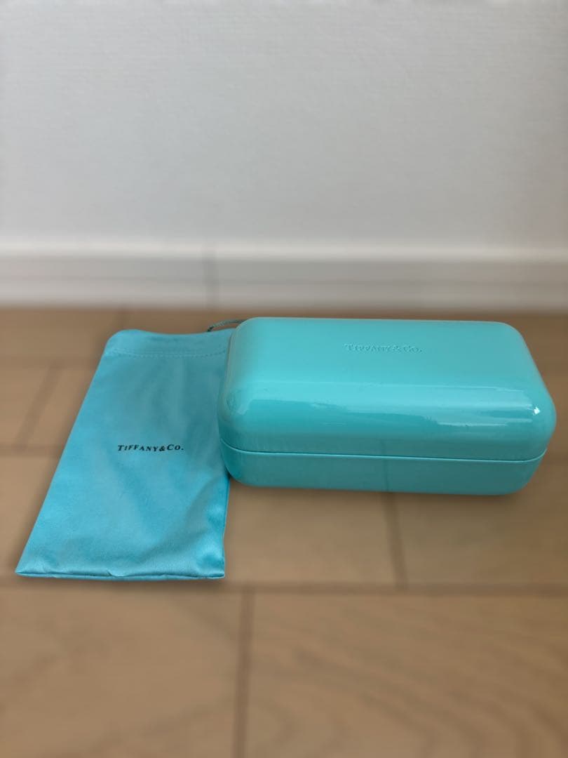 Tiffany & Co. ティファニー サングラス ブラウン ケース付き