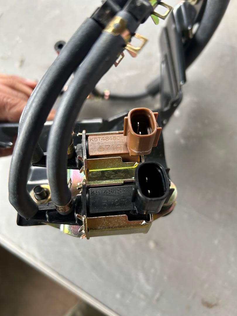 三菱純正　エボ9MRブーストコントロールバルブ　エアクリステー一式 CT9A