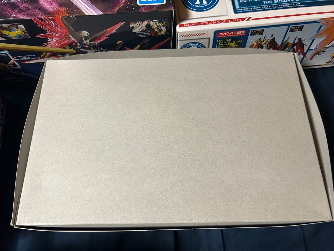 最終値下げ　12／16まで　デスティニーガンダム　プラモデル　セット