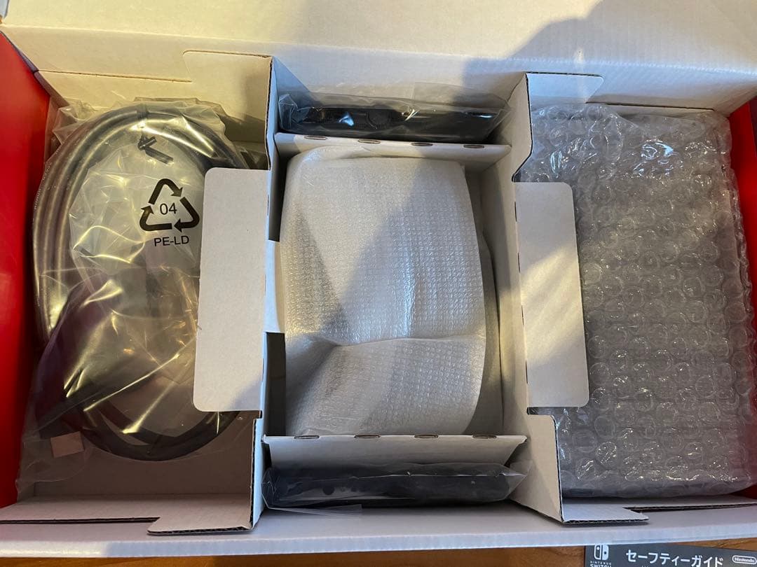 【新品未使用】Nintendo Switch 本体