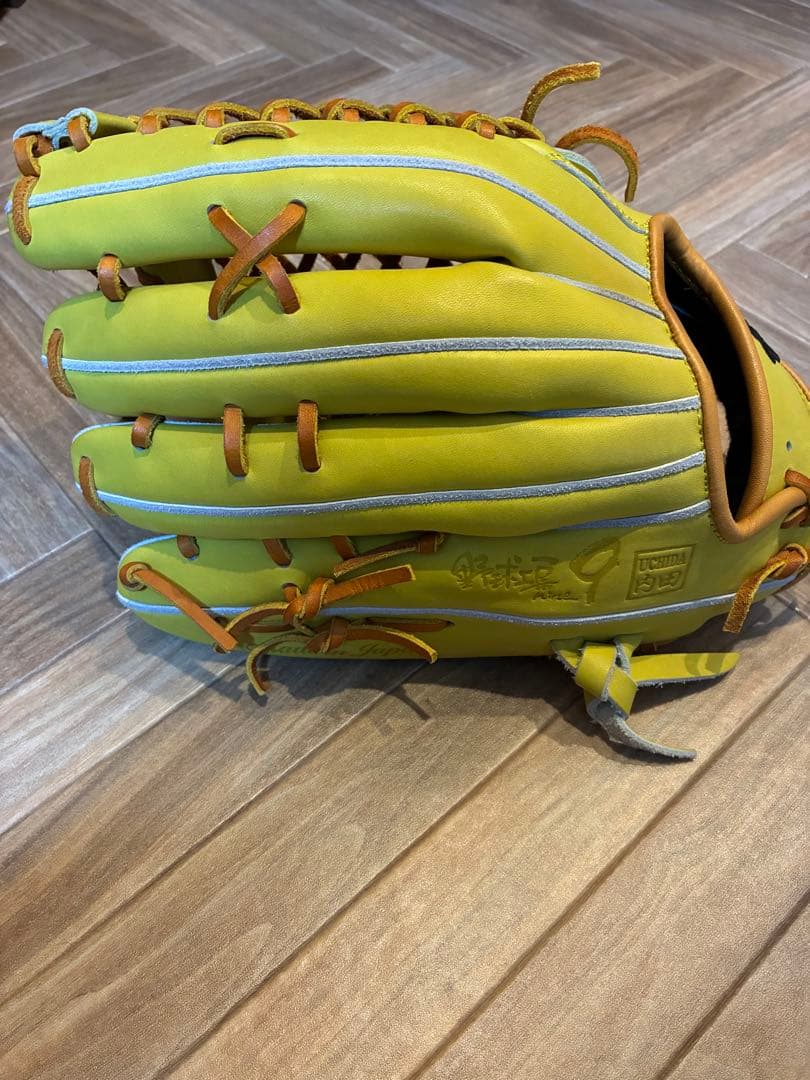 硬式外野手用　ヴァイシュラヴァナ