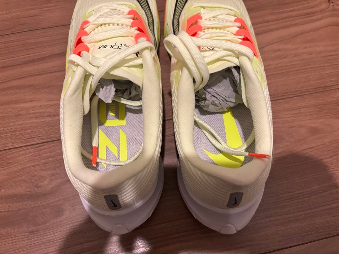 ナイキ　エアズームライバルフライ3 nike ct2405 700