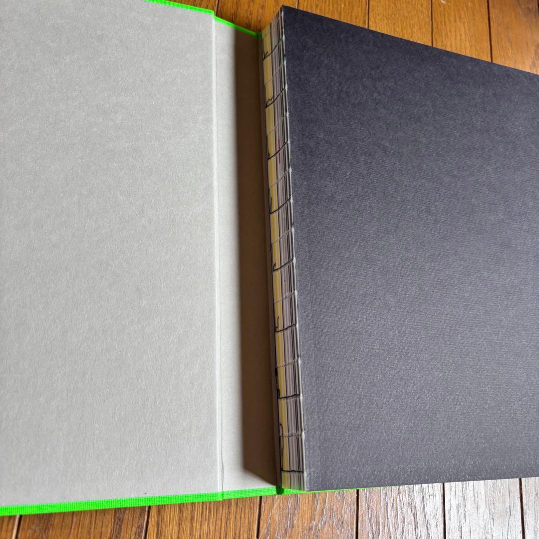 アート・デザイン・音楽 Virgil Abloh. Nike. ICONS