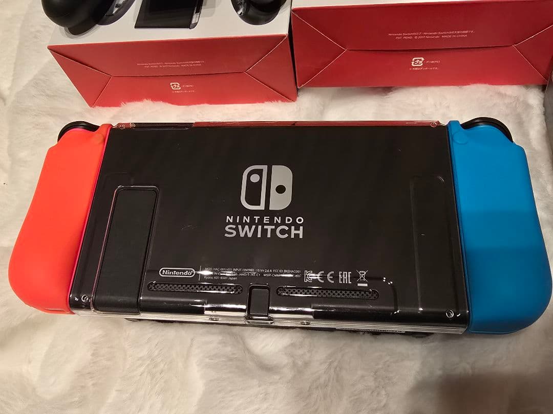 値下げ Nintendo Switch 本体 青/赤 ジョイコンなどセット