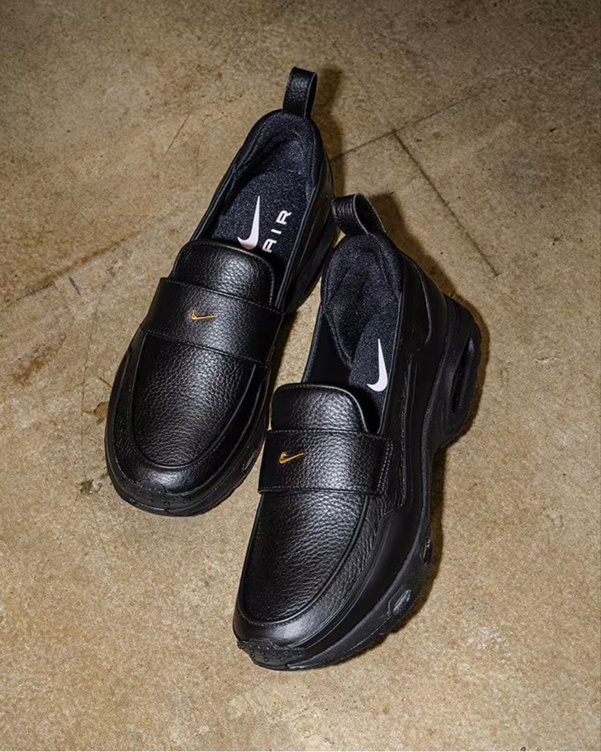 靴 NIKE W AIR MAX PHENOMENA 26cm