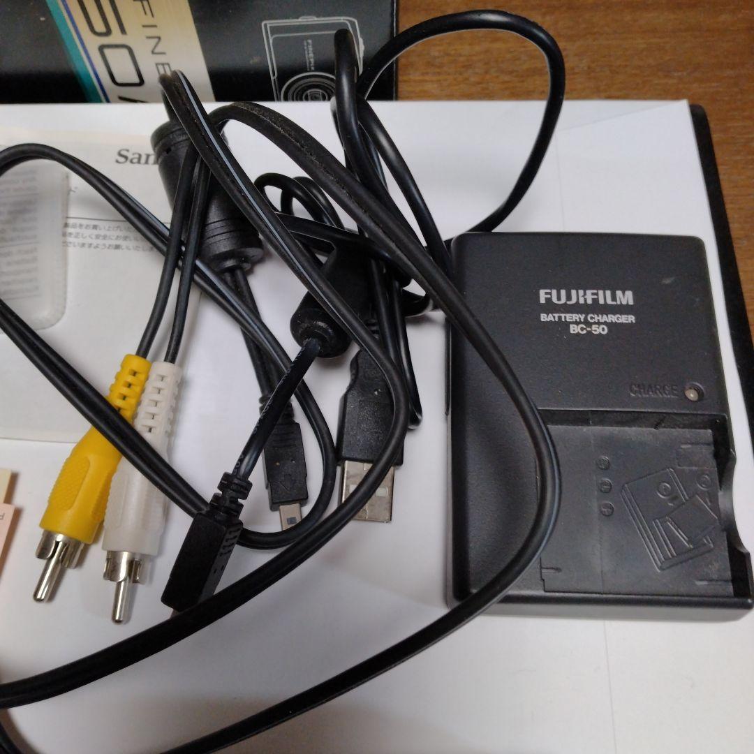 Fujifilm FinePix F60 コンパクトデジタルカメラ