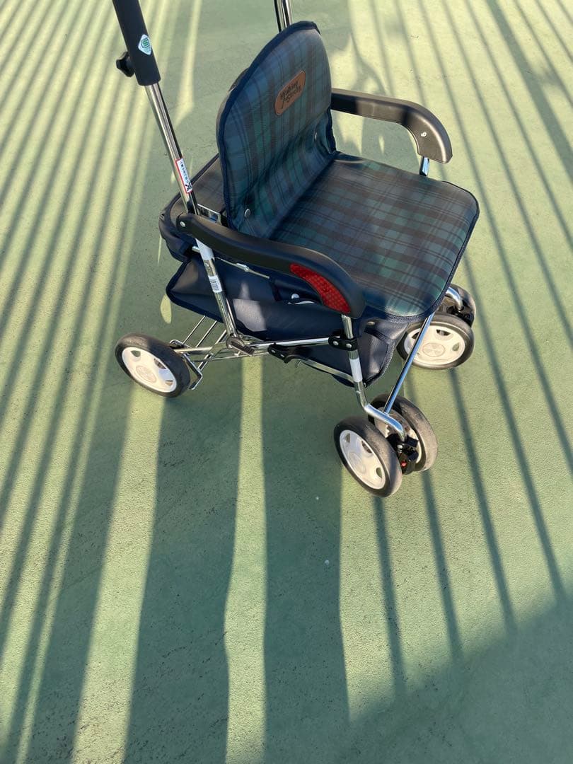 Walking Stecky シルバーカー チェック柄