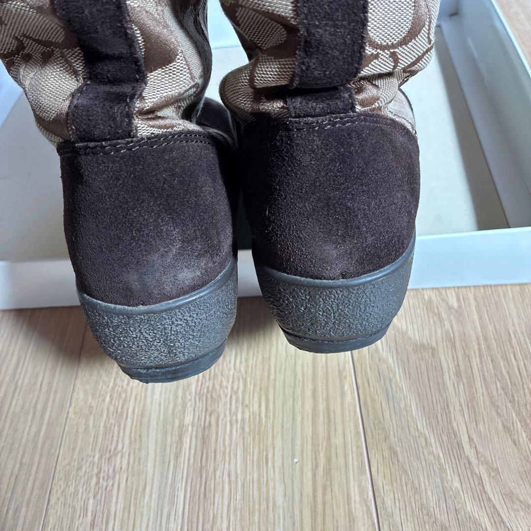 ひろにゃん　コーチブーツ